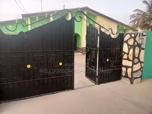 3bdrm House in Around Devtraco, Spintex for rent