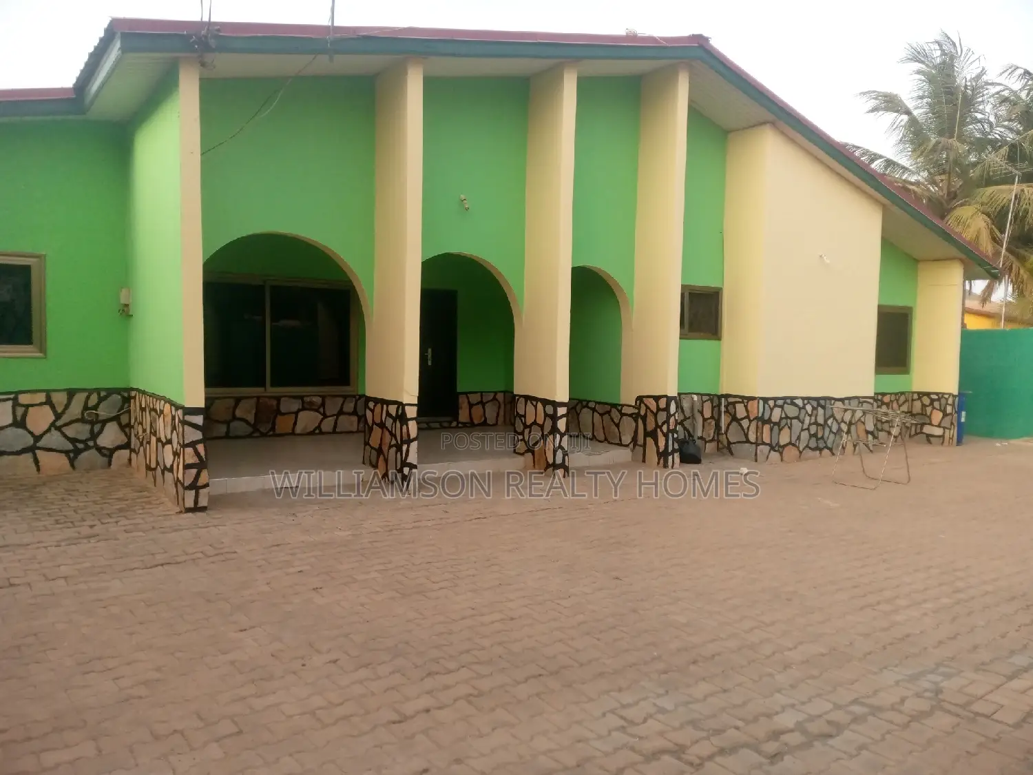 3bdrm House in Around Devtraco, Spintex for rent