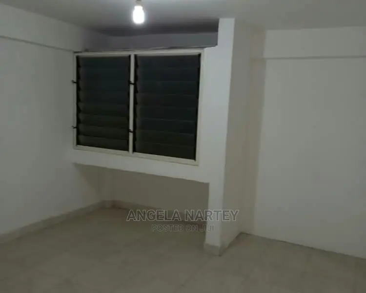 2bdrm Apartment in Sakumono Estates, Tema Metropolitan for sale