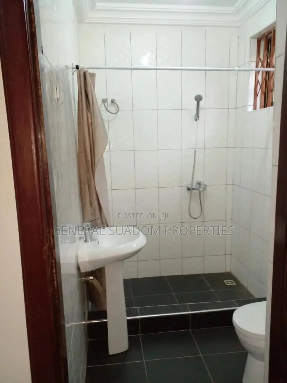 2bdrm Apartment in Suadom Properties, Coca Cola for rent