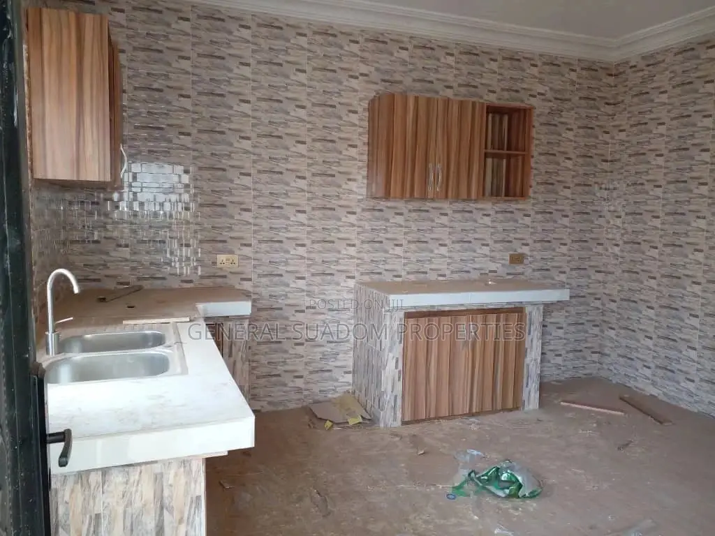 2bdrm Apartment in Suadom Properties, Baatsona Total for rent