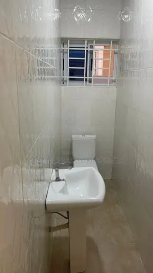 3bdrm House in Suadom Properties, Baatsona Total for Rent