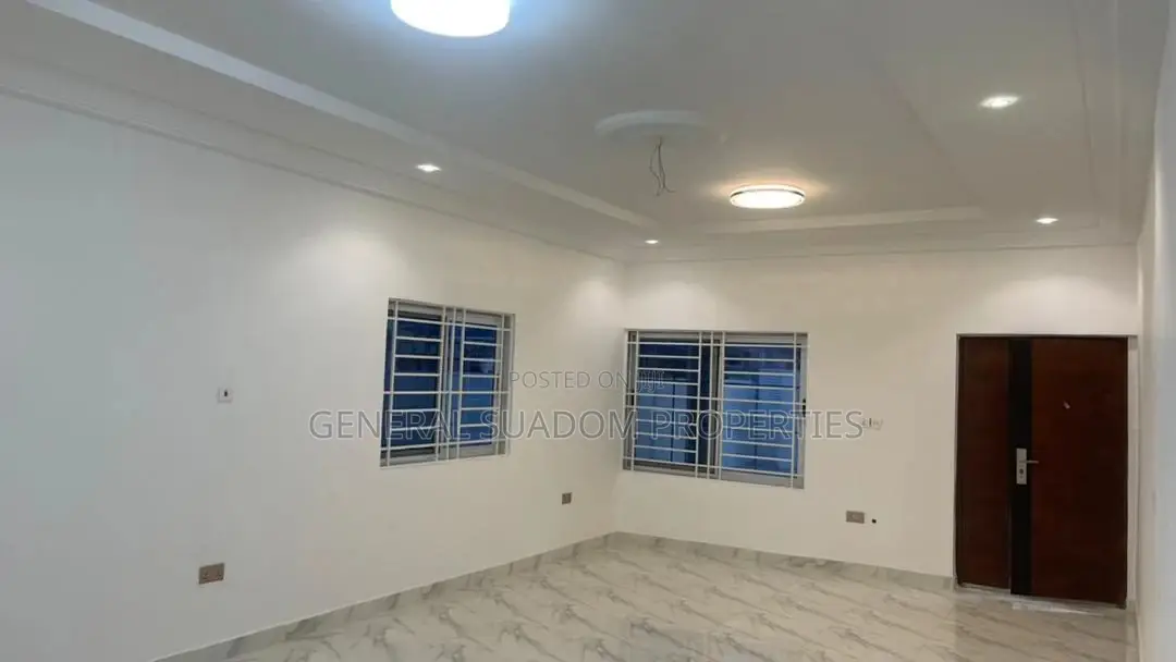 3bdrm House in Suadom Properties, Baatsona Total for Rent