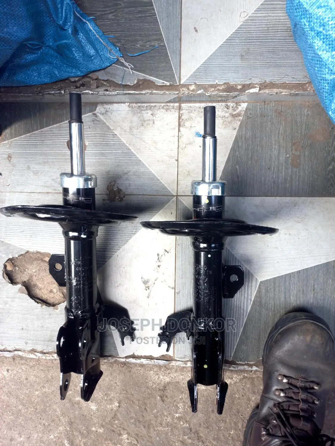 Camry Spider 2012,2013,2014,2015,2016 Front Shocks Pair