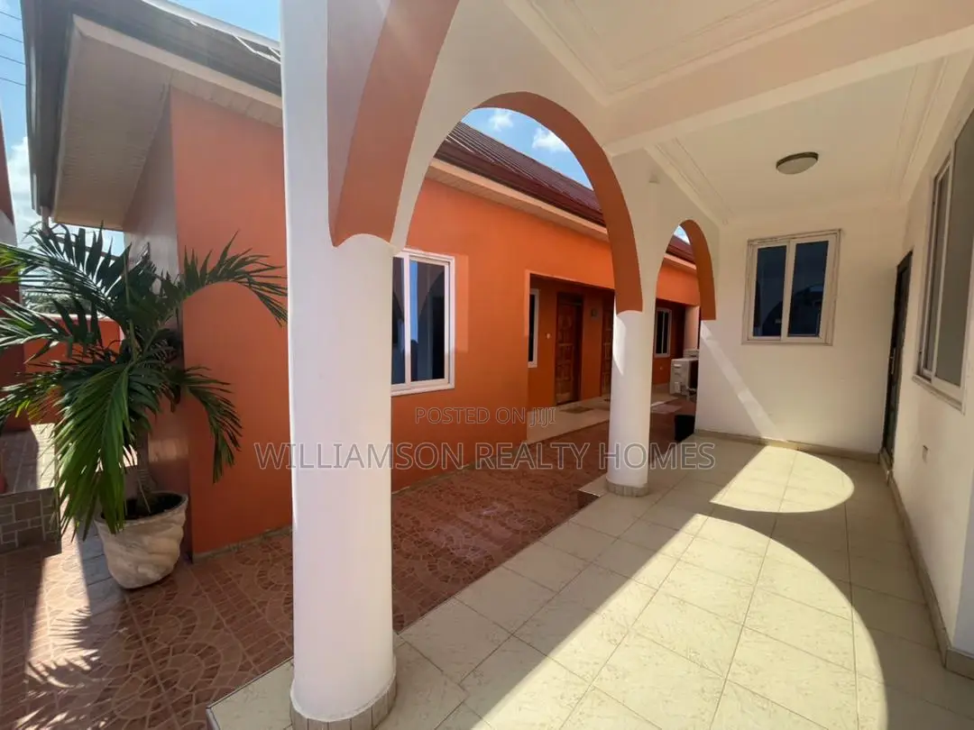 Furnished 8bdrm Mansion in Hfc Estate, Spintex for Sale
