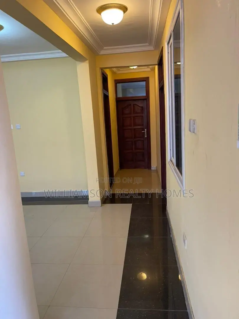 Furnished 8bdrm Mansion in Hfc Estate, Spintex for Sale
