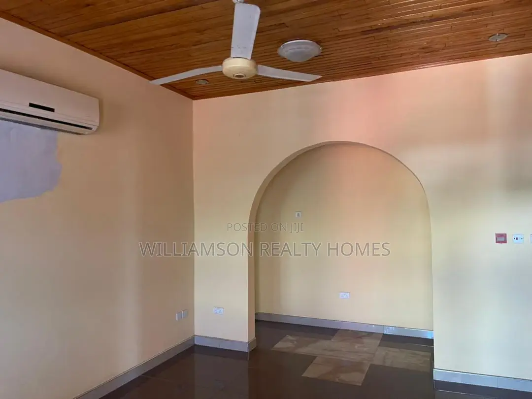 Furnished 8bdrm Mansion in Hfc Estate, Spintex for Sale