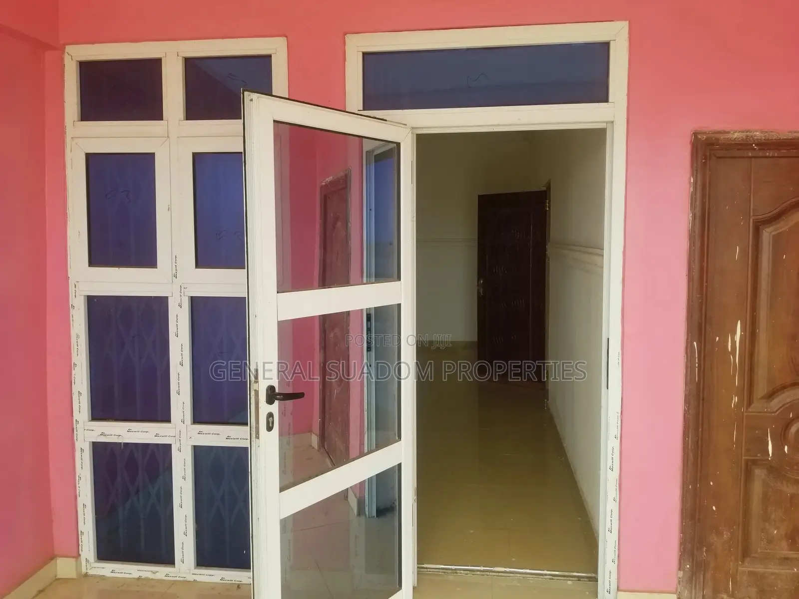 3bdrm Apartment in Suadom Properties, Baatsona Total for rent