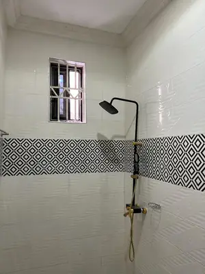 3bdrm House in De-Icons Real Estate, Awutu Senya East Municipal