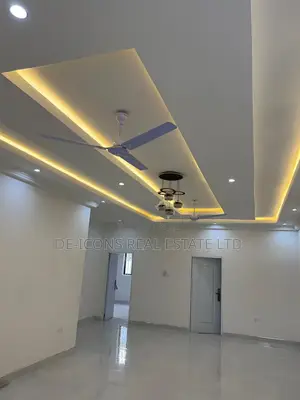 3bdrm House in De-Icons Real Estate, Awutu Senya East Municipal