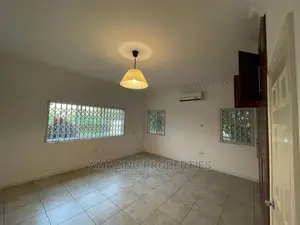 4bdrm House in Airport Hills for Sale