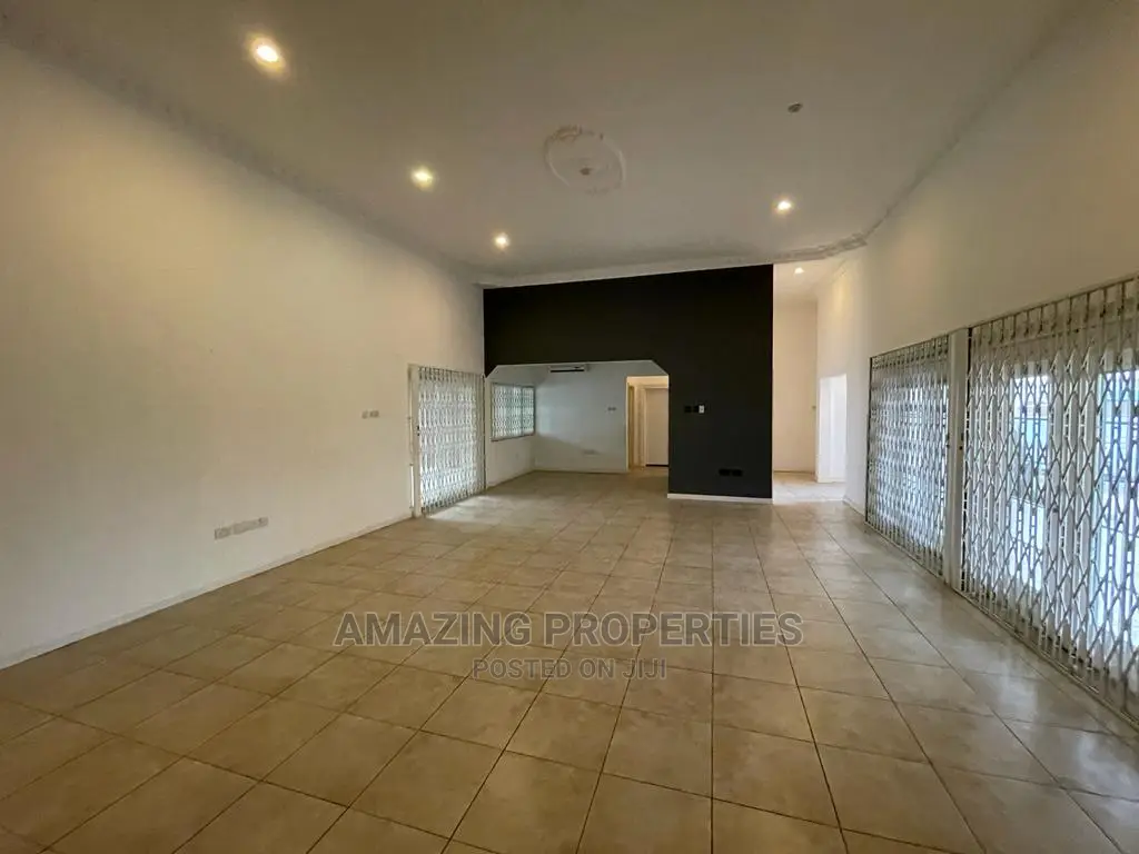 4bdrm House in Airport Hills for Sale