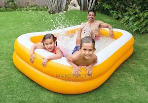 Swimming Pool (Center Family)