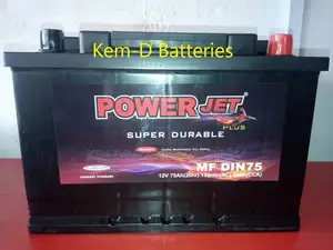 15 Plates Car Battery