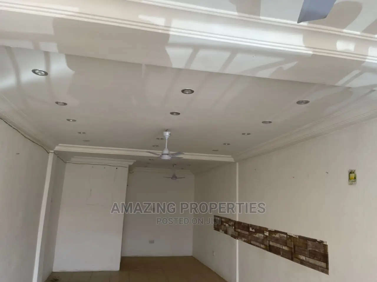 4bdrm House in Adjiringanor, Adjiriganor for Rent