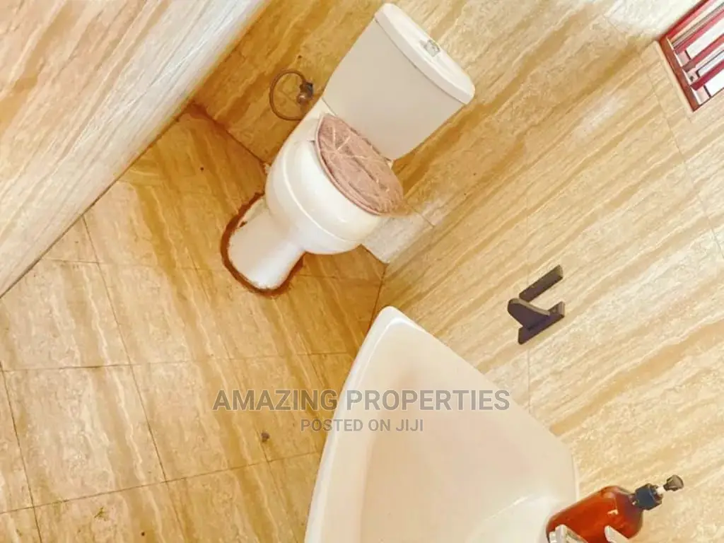 4bdrm House in Adjiringanor, Adjiriganor for Rent
