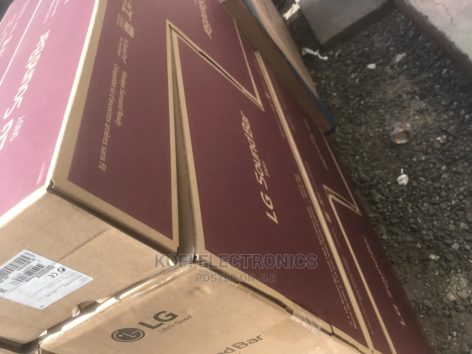 Bluetooth Streaming LG SN5Y 400 Watts 2.1 Channel