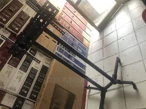 Two Equiped Brakes Mobile TV Stand/Trolley for LED/LCD 32-70