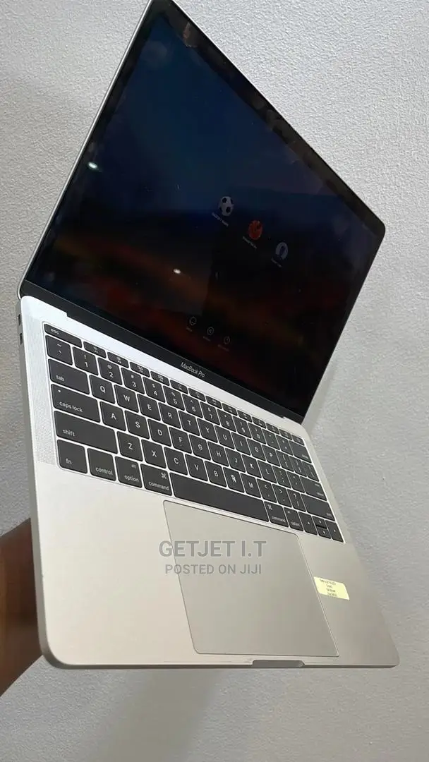 Laptop Apple MacBook 2017 8GB Intel Core I5 SSD 512GB