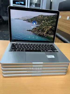 Laptop Apple MacBook 2017 8GB Intel Core I5 SSD 512GB