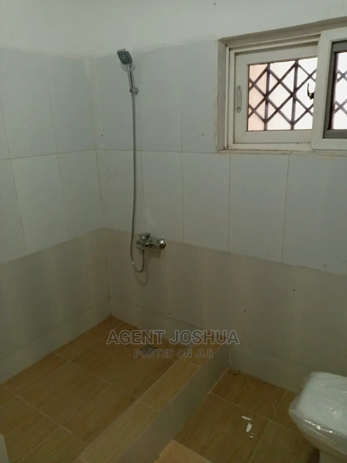 4bdrm House in Manet Court Estate for rent