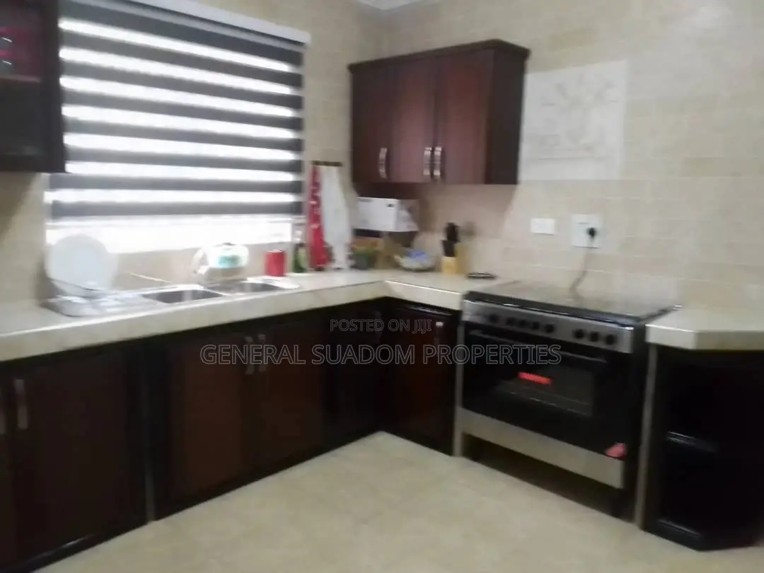 Furnished 3bdrm Apartment for rent