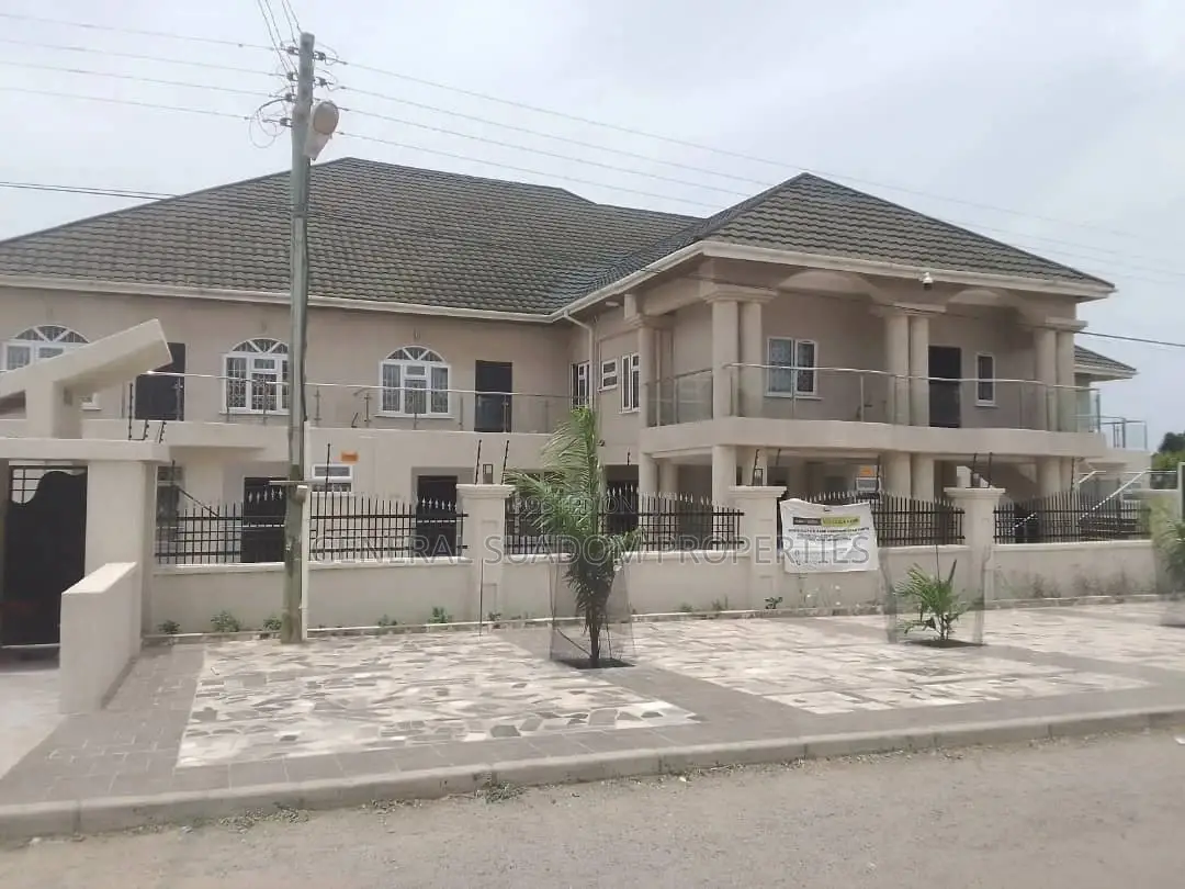 3bdrm Apartment in Suadom Properties, Airport Residential Area