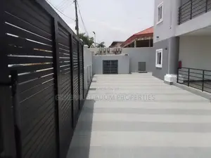 3bdrm Apartment in Suadom Properties, Airport Residential Area