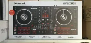 Numark Mixtrack PRO FX