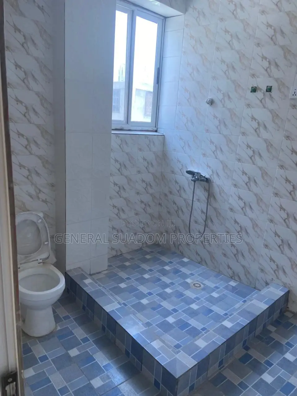 3bdrm Apartment in Suadom Proparties, Accra Metropolitan for rent