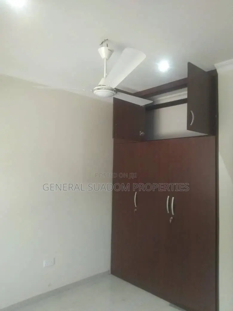 3bdrm Apartment in Suadom Proparties, Accra Metropolitan for rent