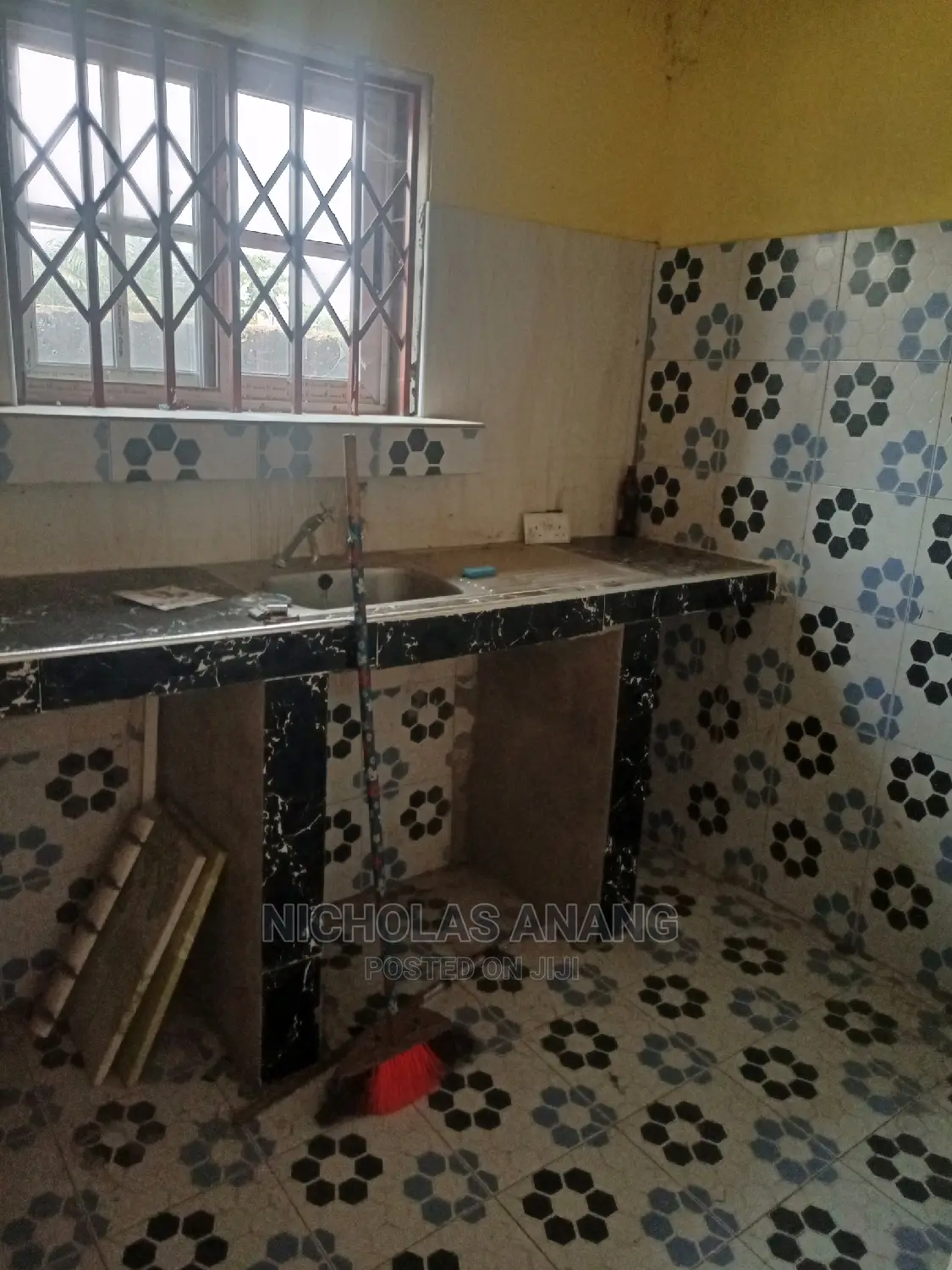 1bdrm Apartment in The Dorns Properties, New Town for rent