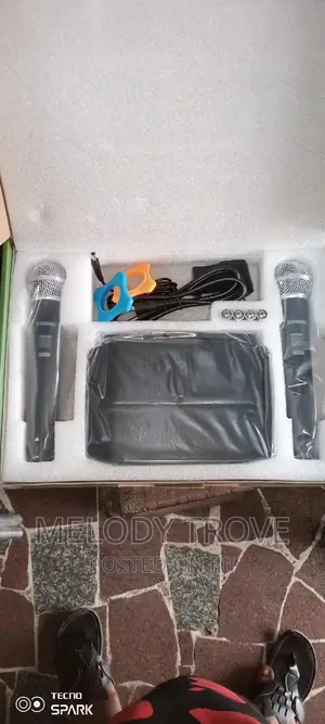 Shure GLX D4 Professional Microphone