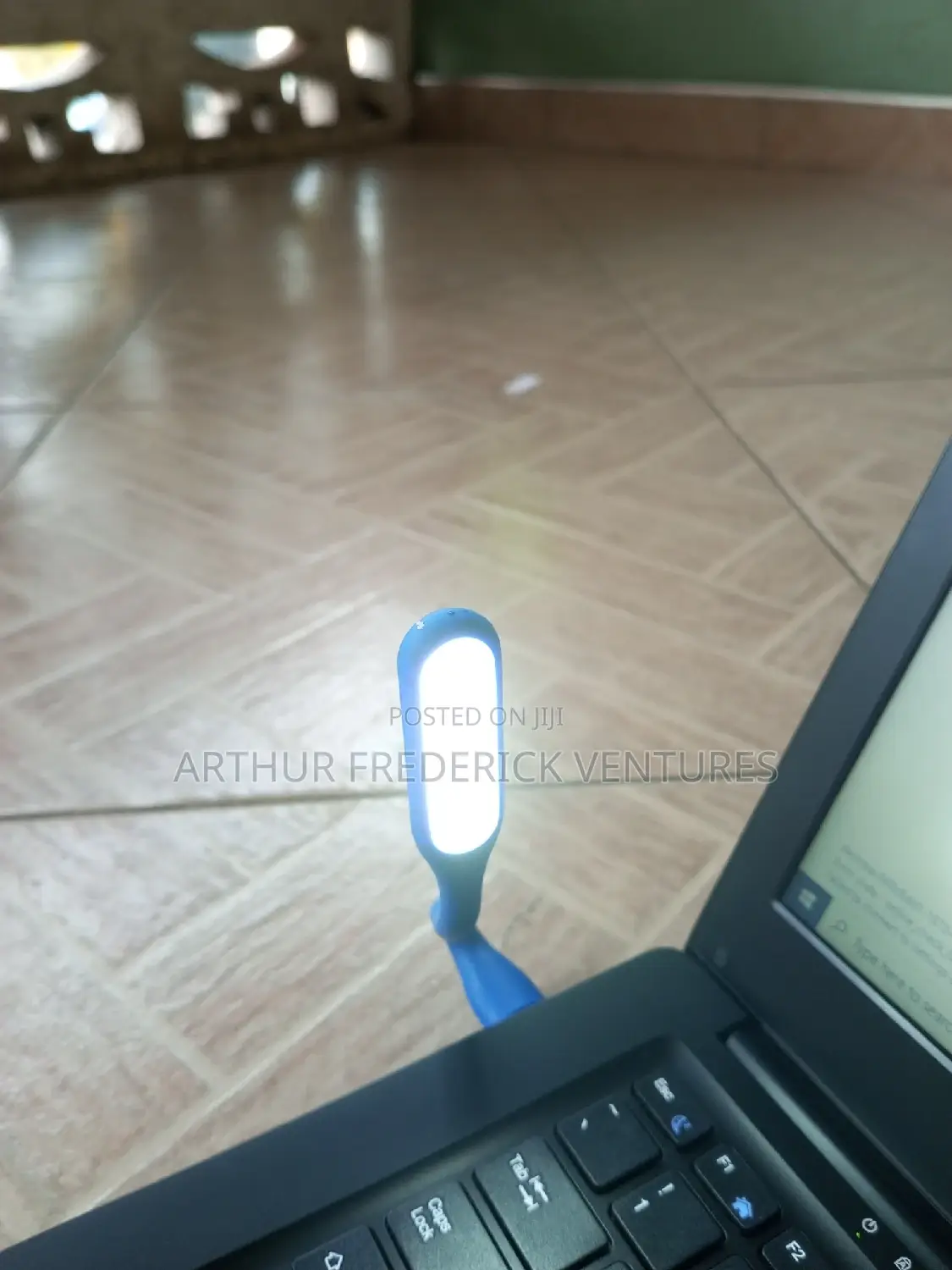 Brand New Flexible USB Laptop Lamp