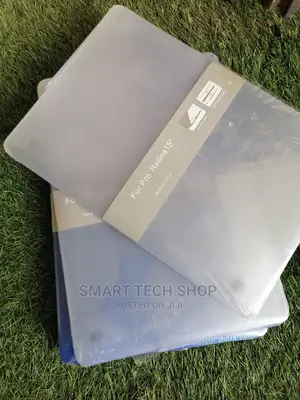 Protective Case for Macbook Pro Retina 15 With Logo Cutout