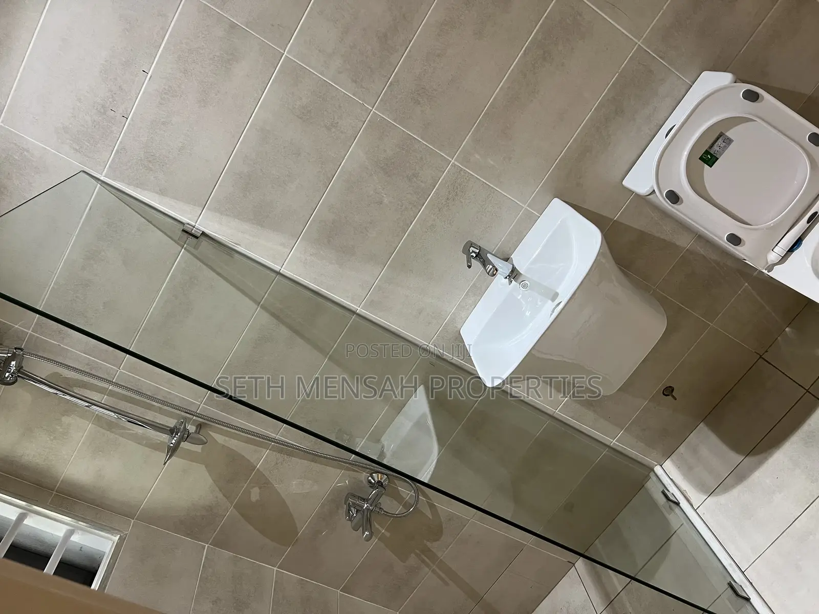 Furnished 4bdrm House in Oyarifa Ic for Sale