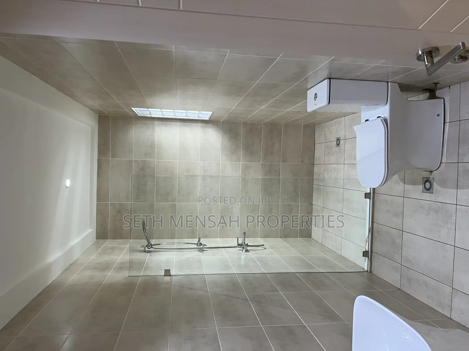 4bdrm House in 4 Bedroom House for for Sale