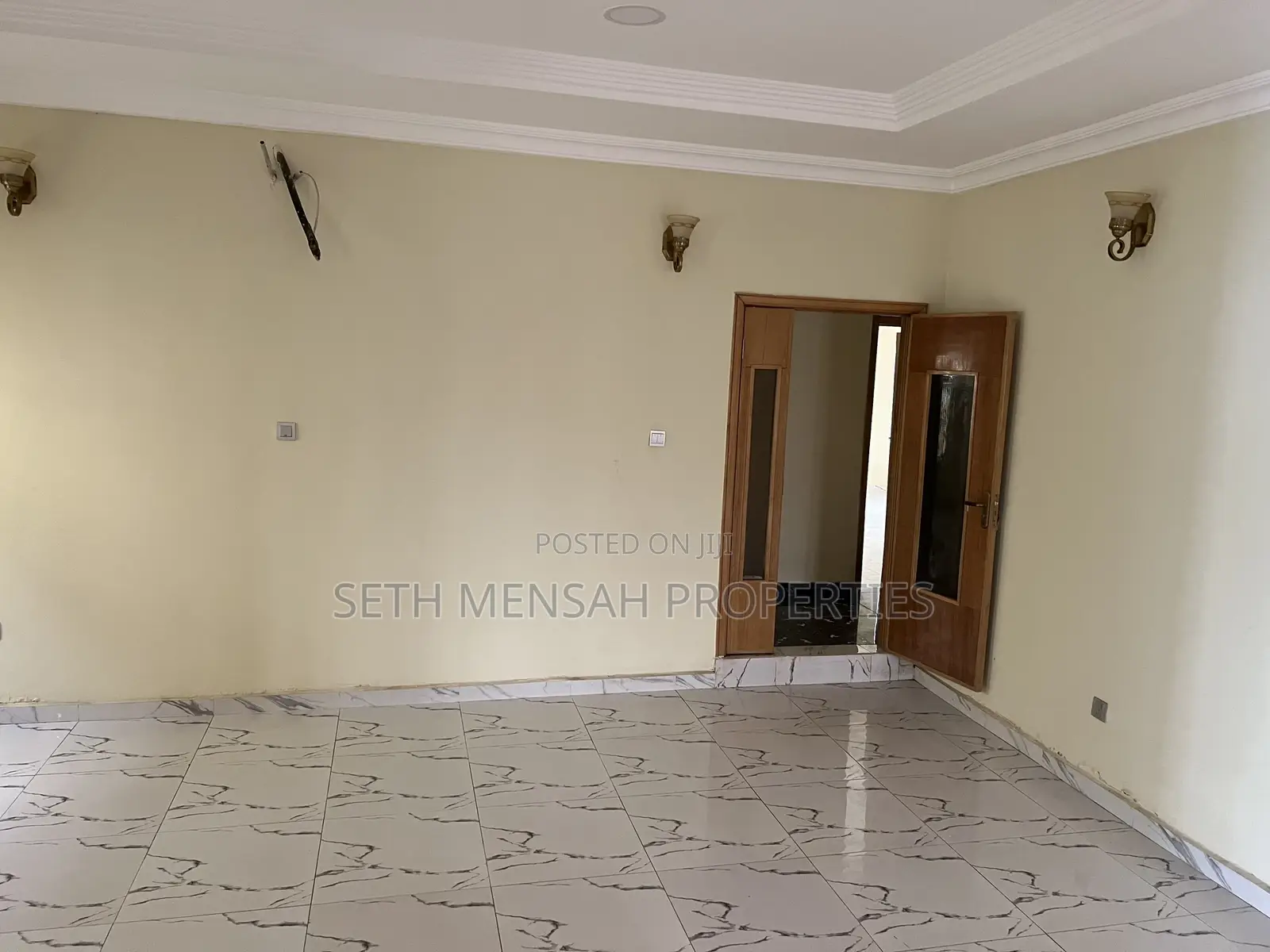 Furnished 3bdrm House in 3 Bedroom House, Dome for sale