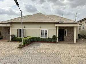 Furnished 3bdrm House in 3 Bedroom House, Dome for sale