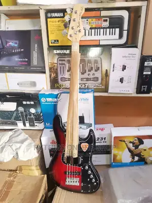 Fender Jazz Bass (Active)