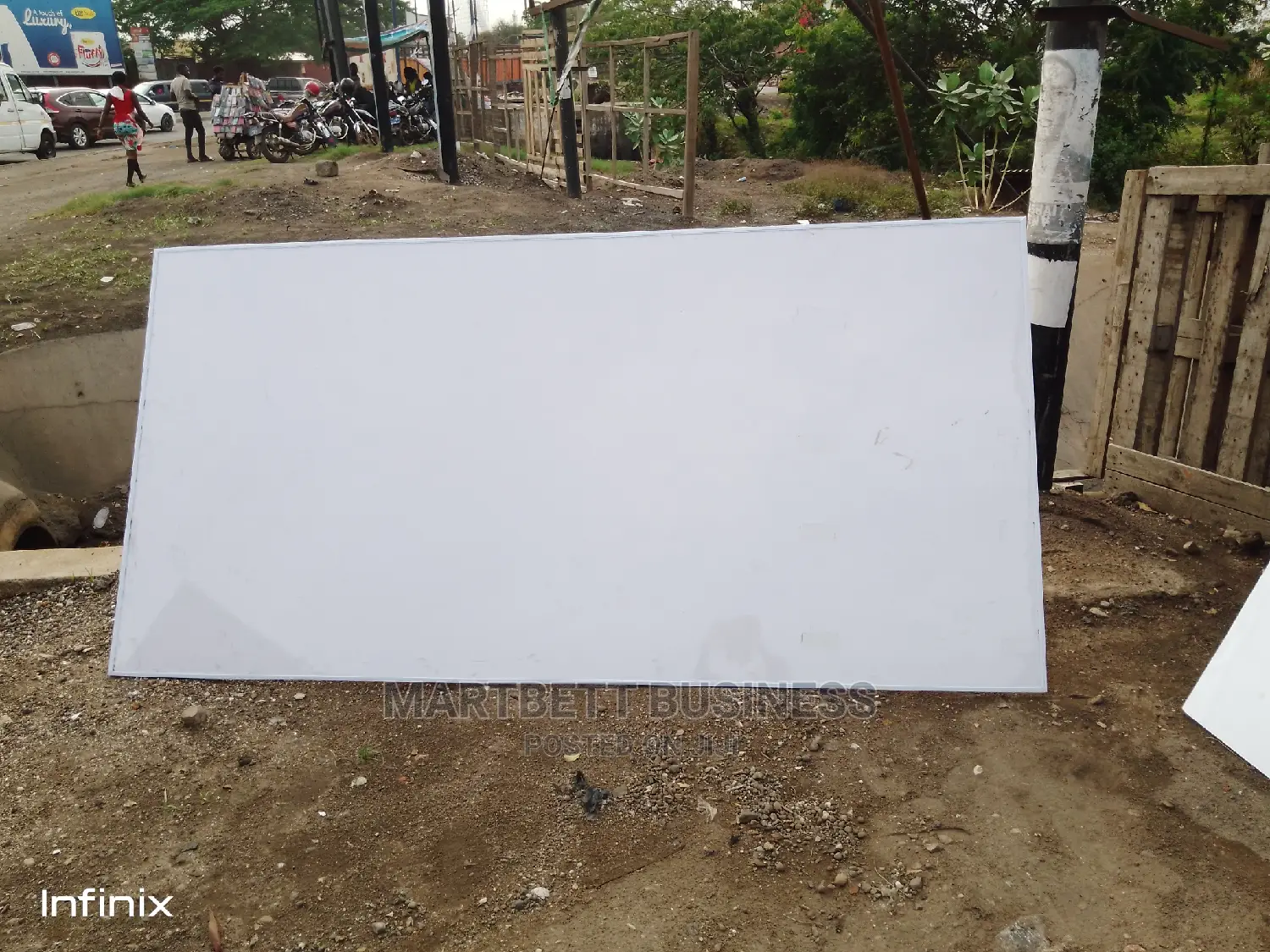4feet by 32inches Maker Board / Sign Post