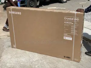 Samsung 70” Smart Bluetooth Apple Airplay Crystal UHD 4K Tv