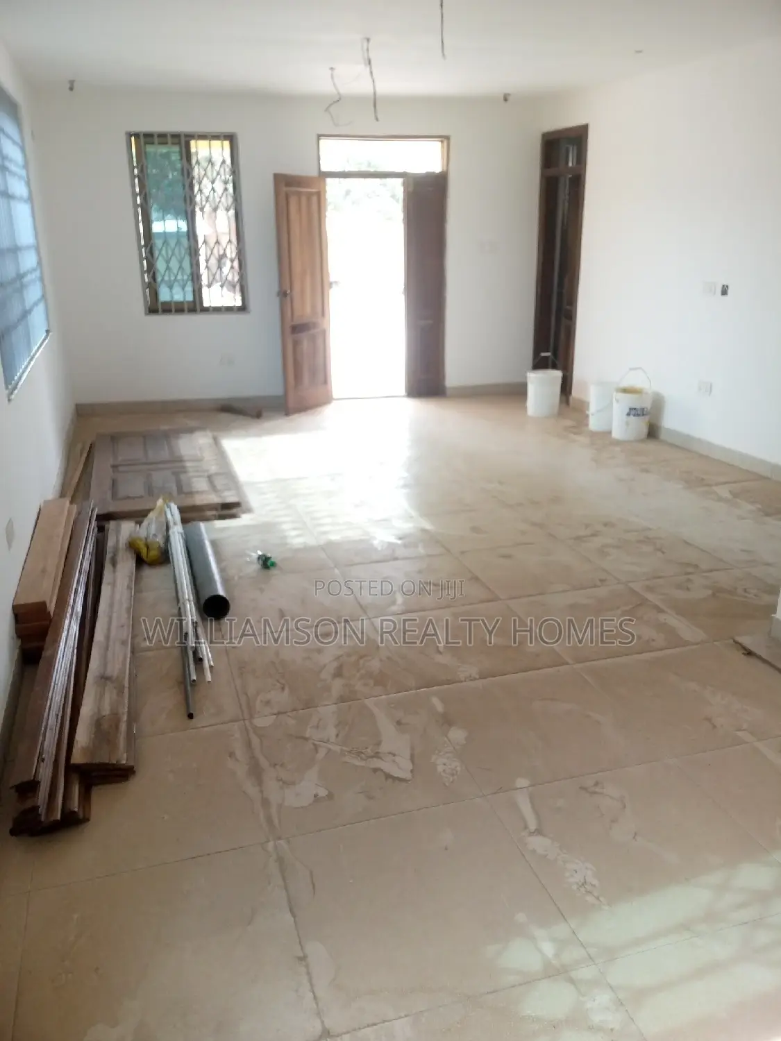 3bdrm House in Hfc Estate, Spintex for rent