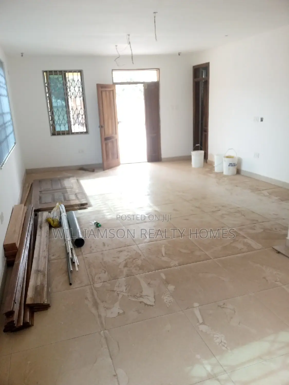 3bdrm House in Hfc Estate, Spintex for rent