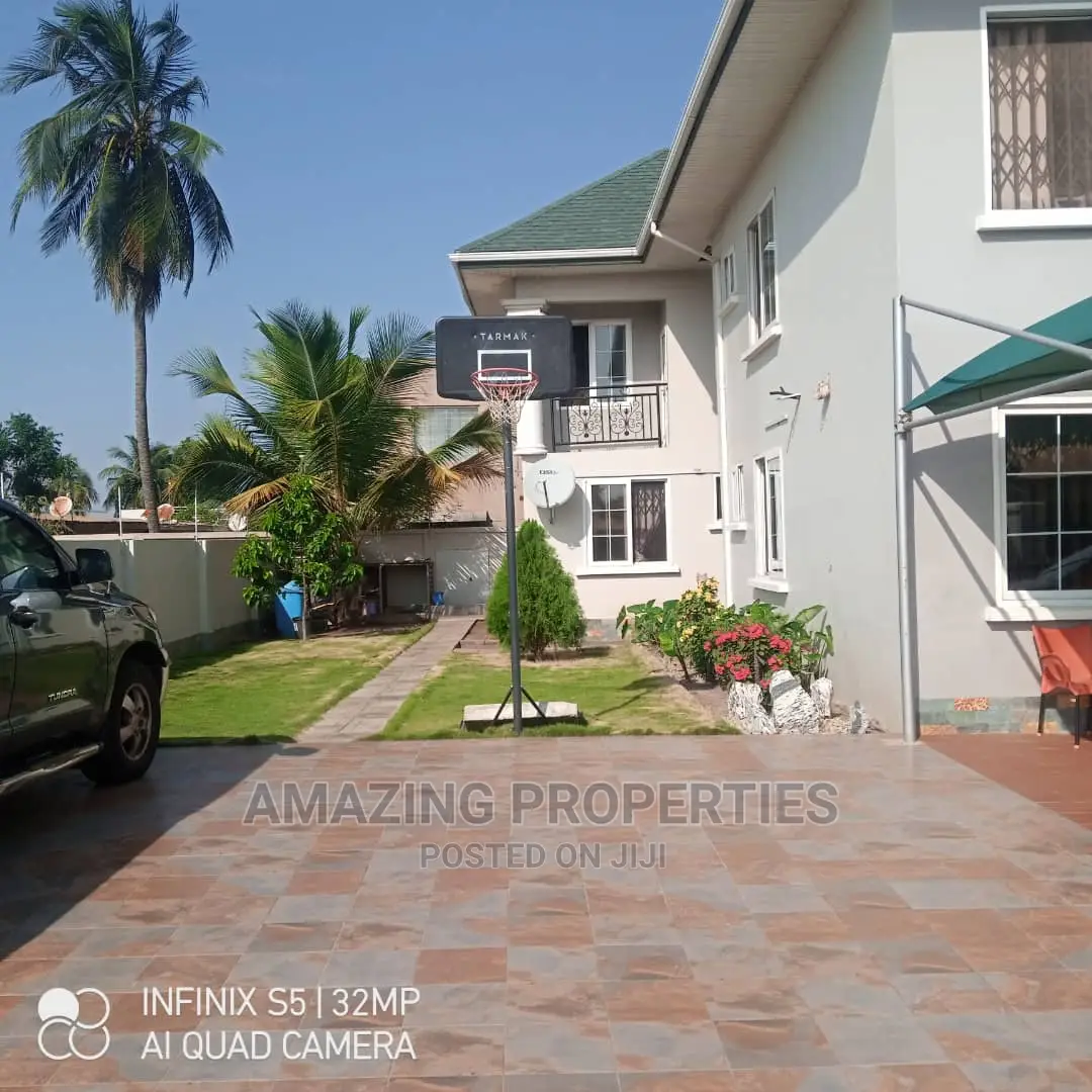 4bdrm House in Amazing Properties, Tema Metropolitan for sale