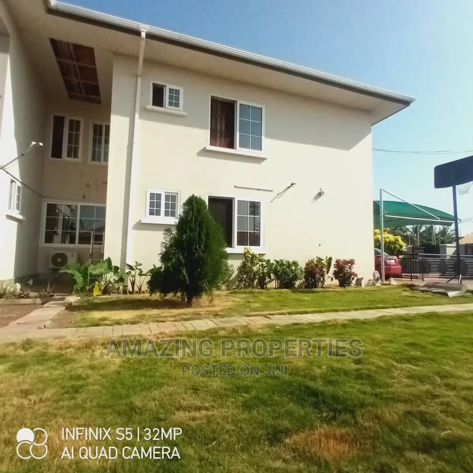 4bdrm House in Amazing Properties, Tema Metropolitan for sale