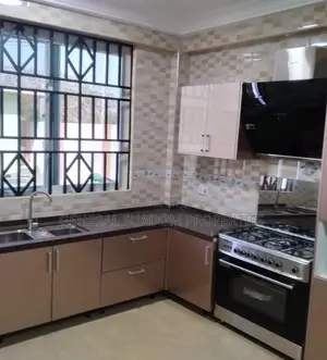Furnished 3bdrm Apartment in Suadom Properties, Baatsona Total