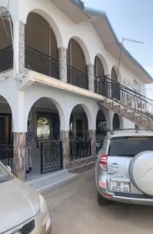 2bdrm Apartment in Suadom Properties, Baatsona Total for rent