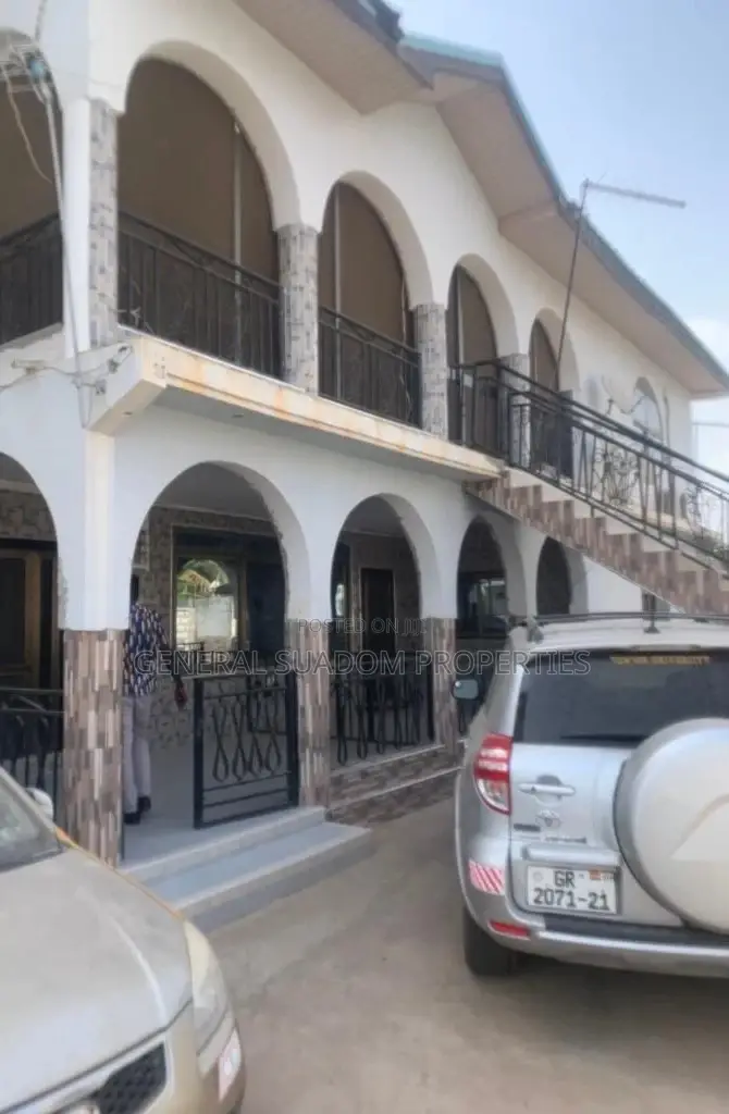 2bdrm Apartment in Suadom Properties, Baatsona Total for rent