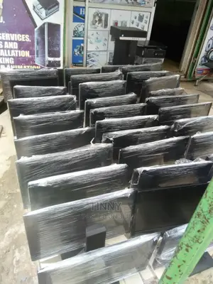 Computer Moniters 4sale 18" to 24"